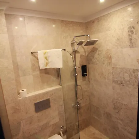 Hotel Ornella Butik
